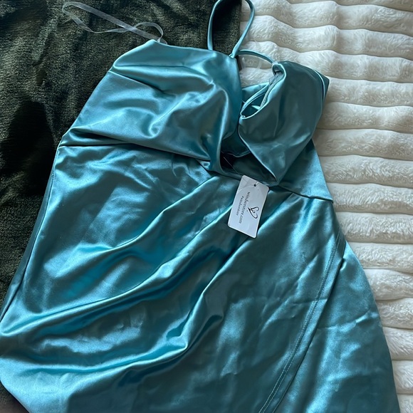 TEAL STRETCHY BODY CON DRESS - Picture 7 of 8